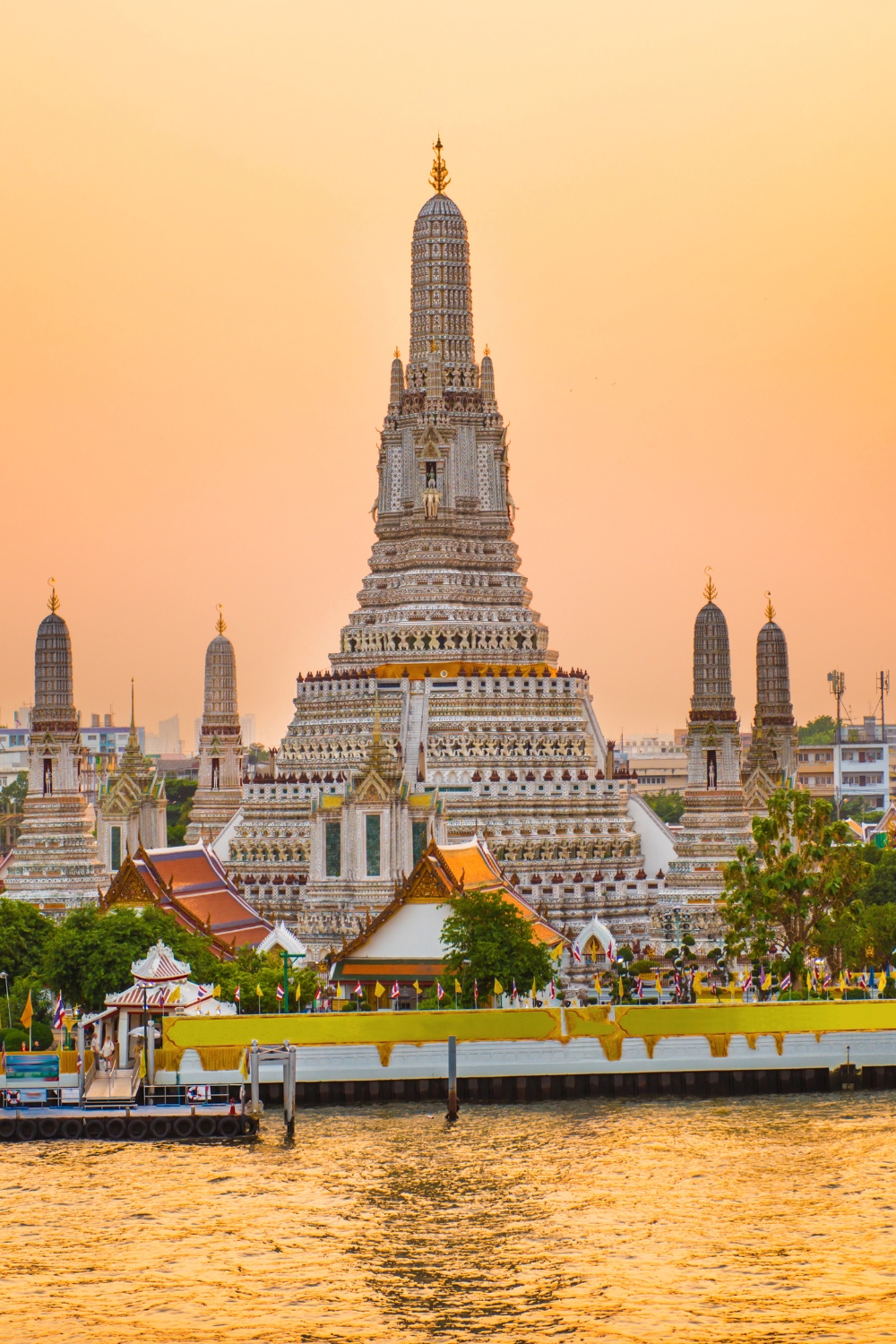 Wat Arun - Temple of Dawn