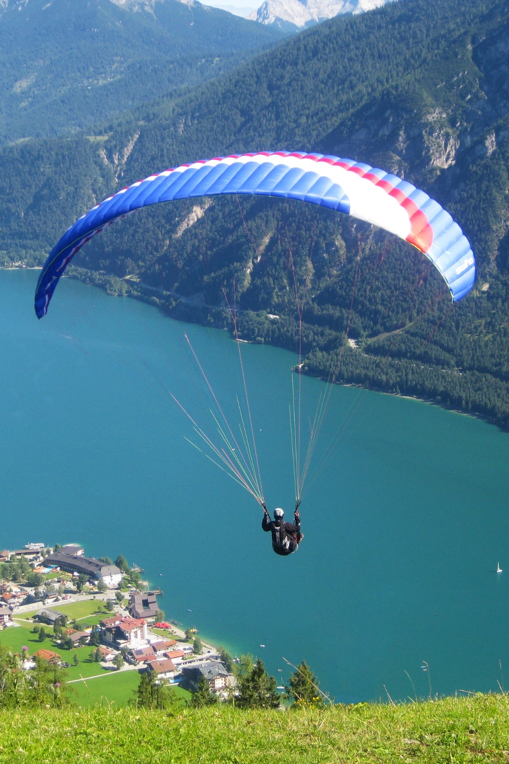 Bir Billing - Paragliding Capital of India