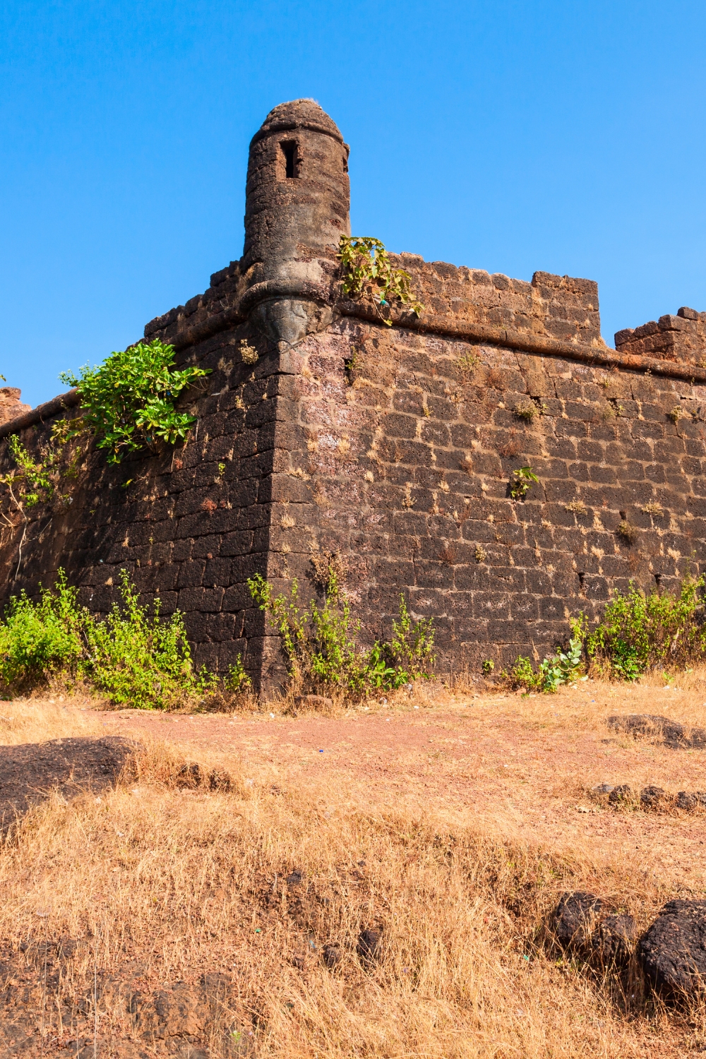 Chapora Fort - Bollywood Fame and Scenic Views