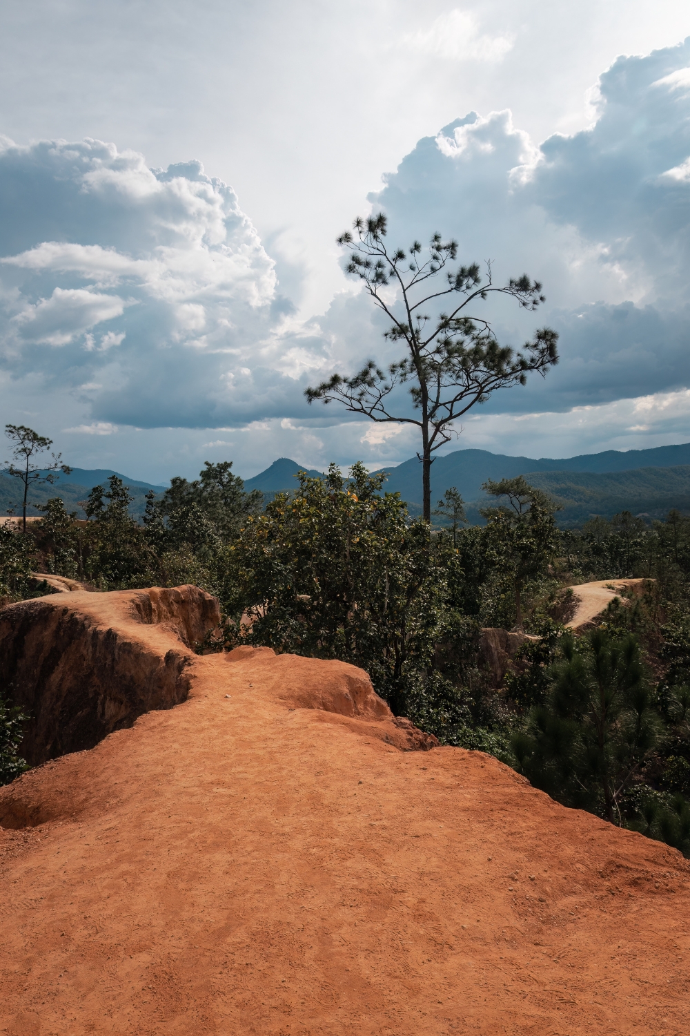 Pai Canyon (Kong Lan) - Dramatic Cliff Views