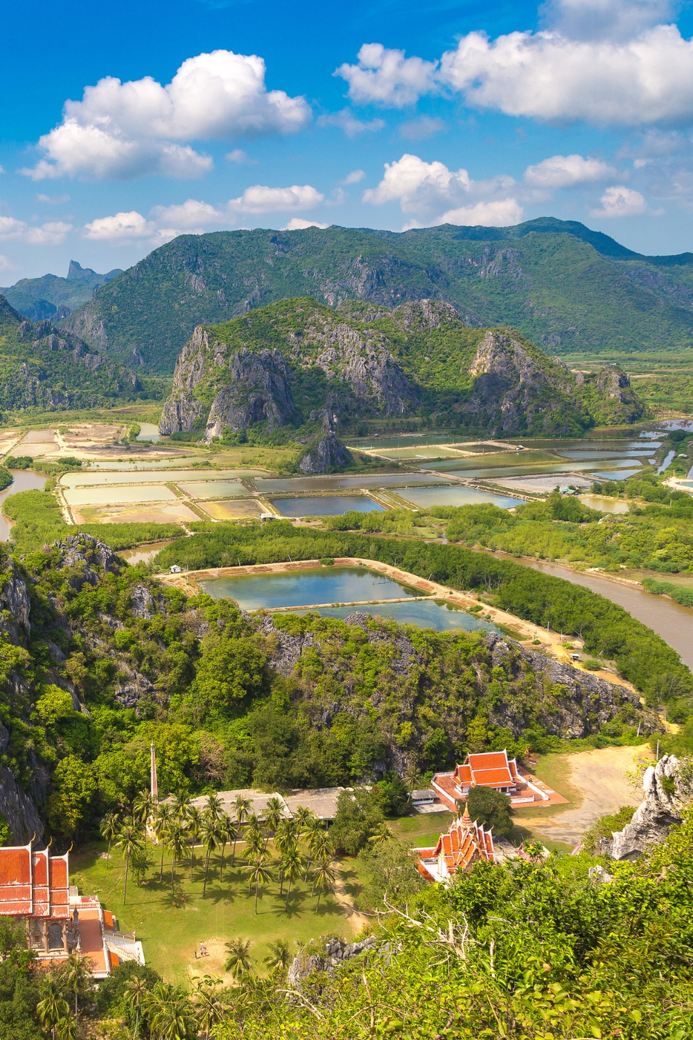 Sam Roi Yot National Park - Coastal Wilderness Adventure