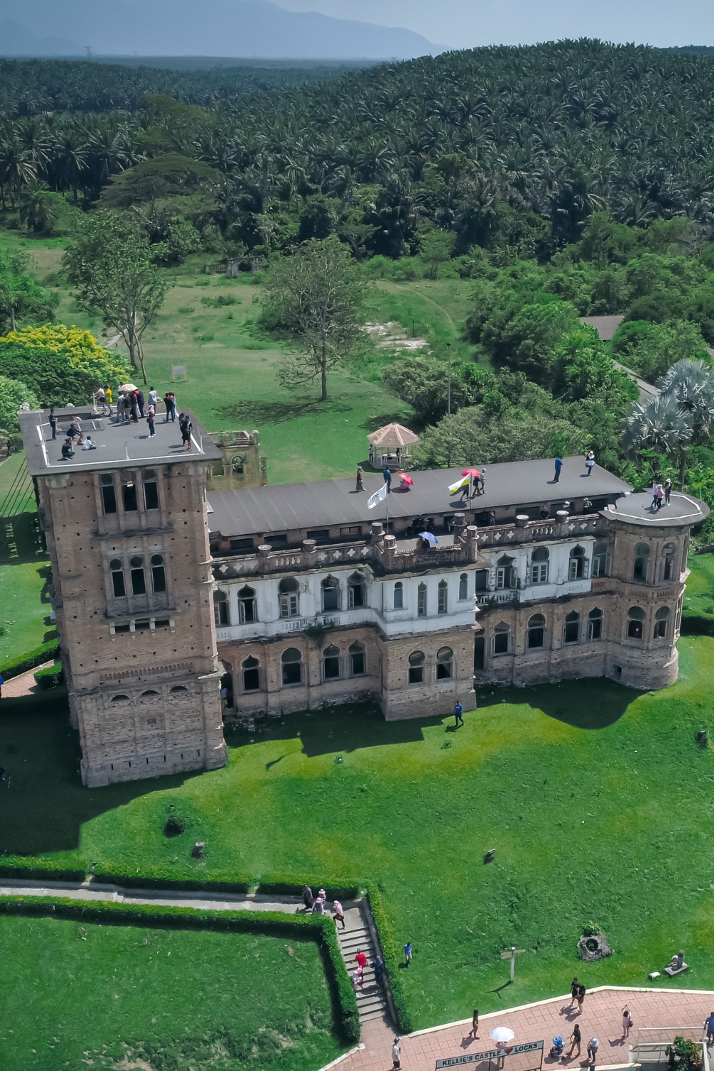 Kellie's Castle - Unfinished Scottish Dream