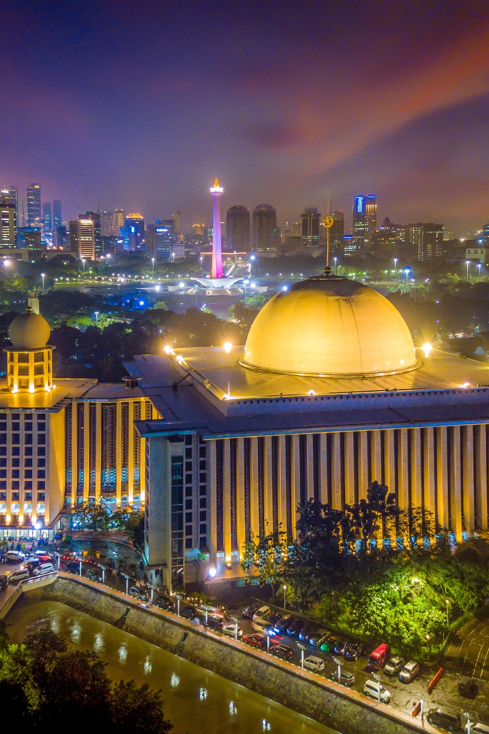 Istiqlal Mosque - Architectural Marvel