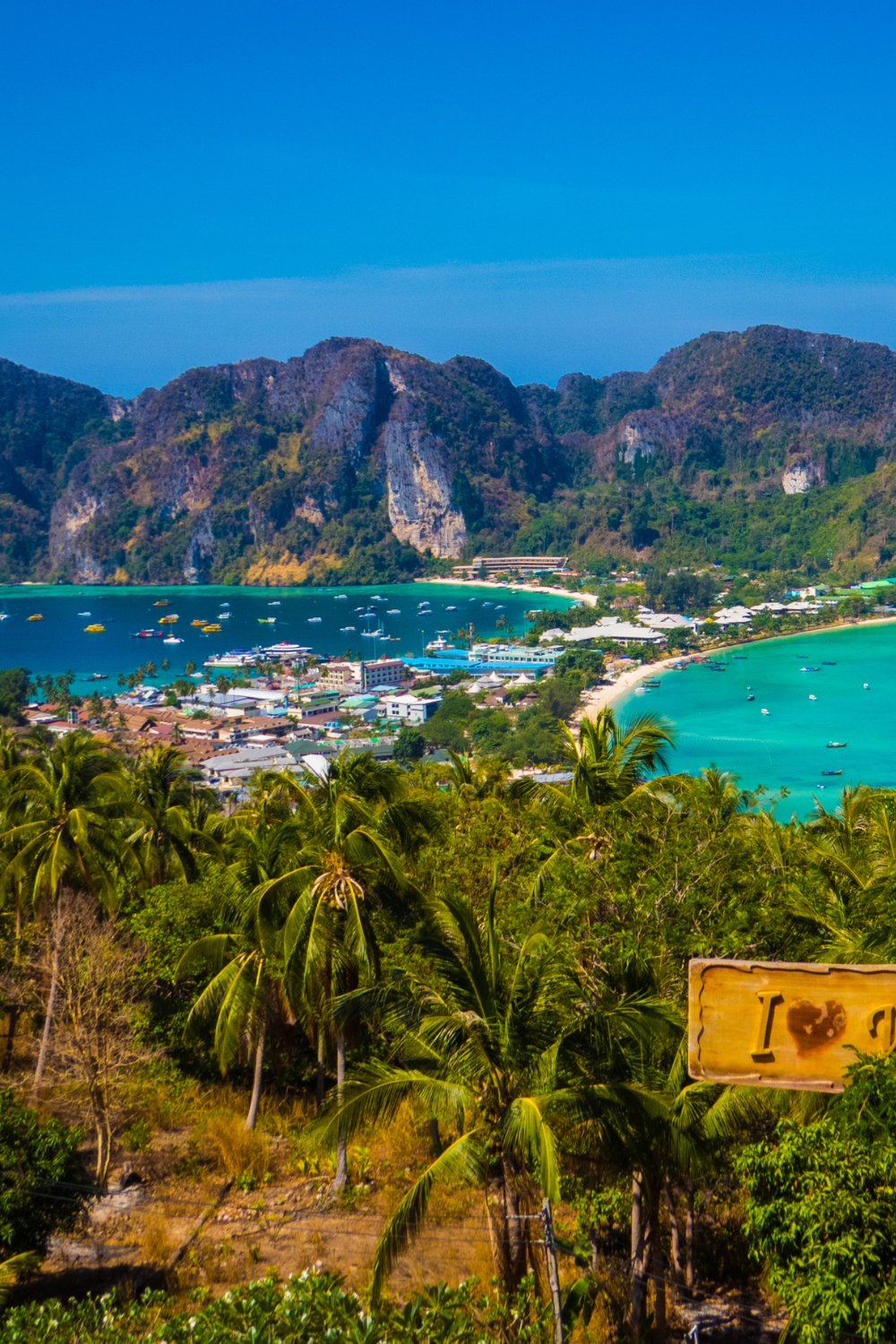 Phi Phi Islands - Day Trip Paradise