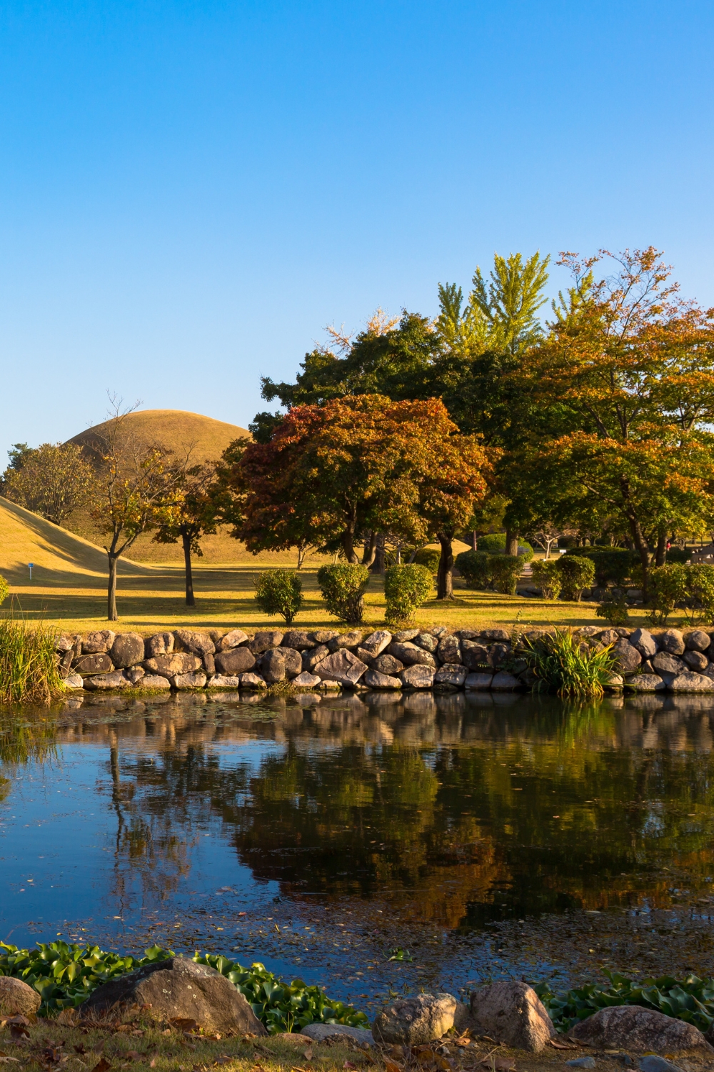 Tumuli Park - Royal Burial Ground