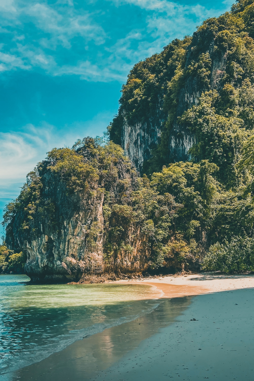 Koh Hong - Hidden Lagoon Paradise