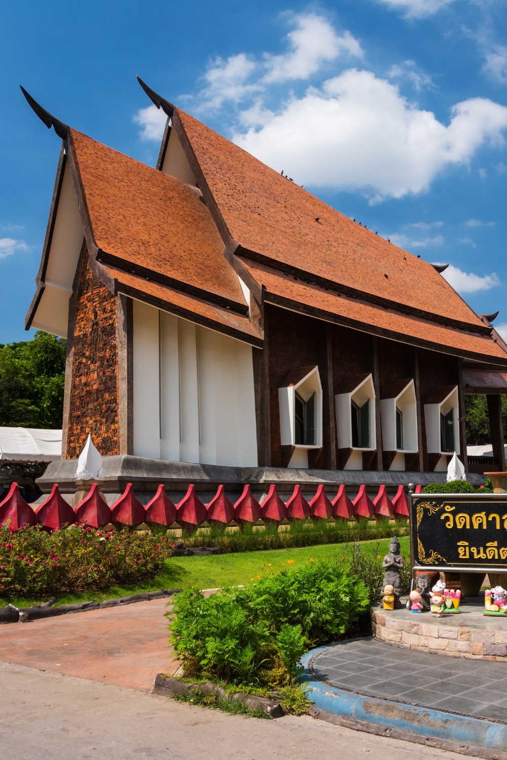 Wat Sala Loi - Floating Temple