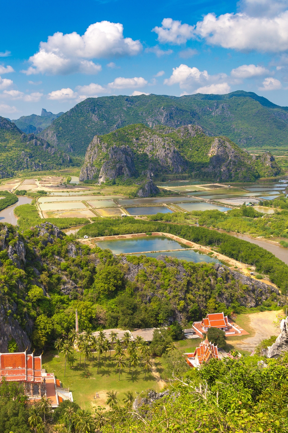 Sam Roi Yot National Park - Coastal Wilderness Adventure